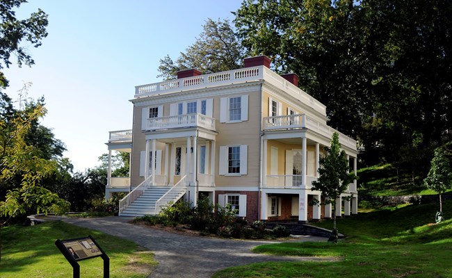 Hamilton Grange, a yellow country-style house